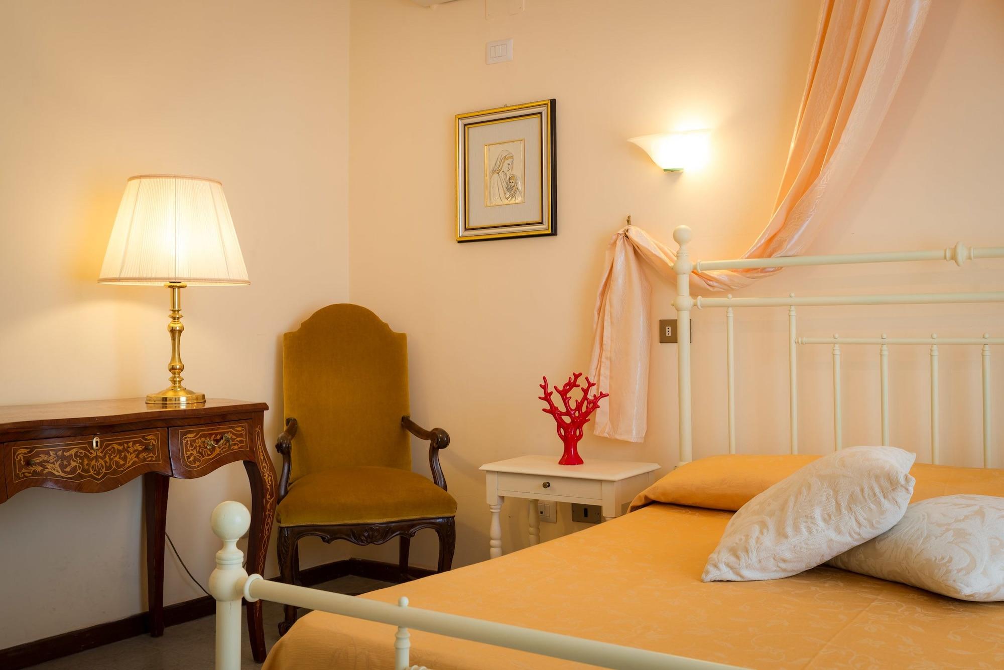 Rita Hotel 3*